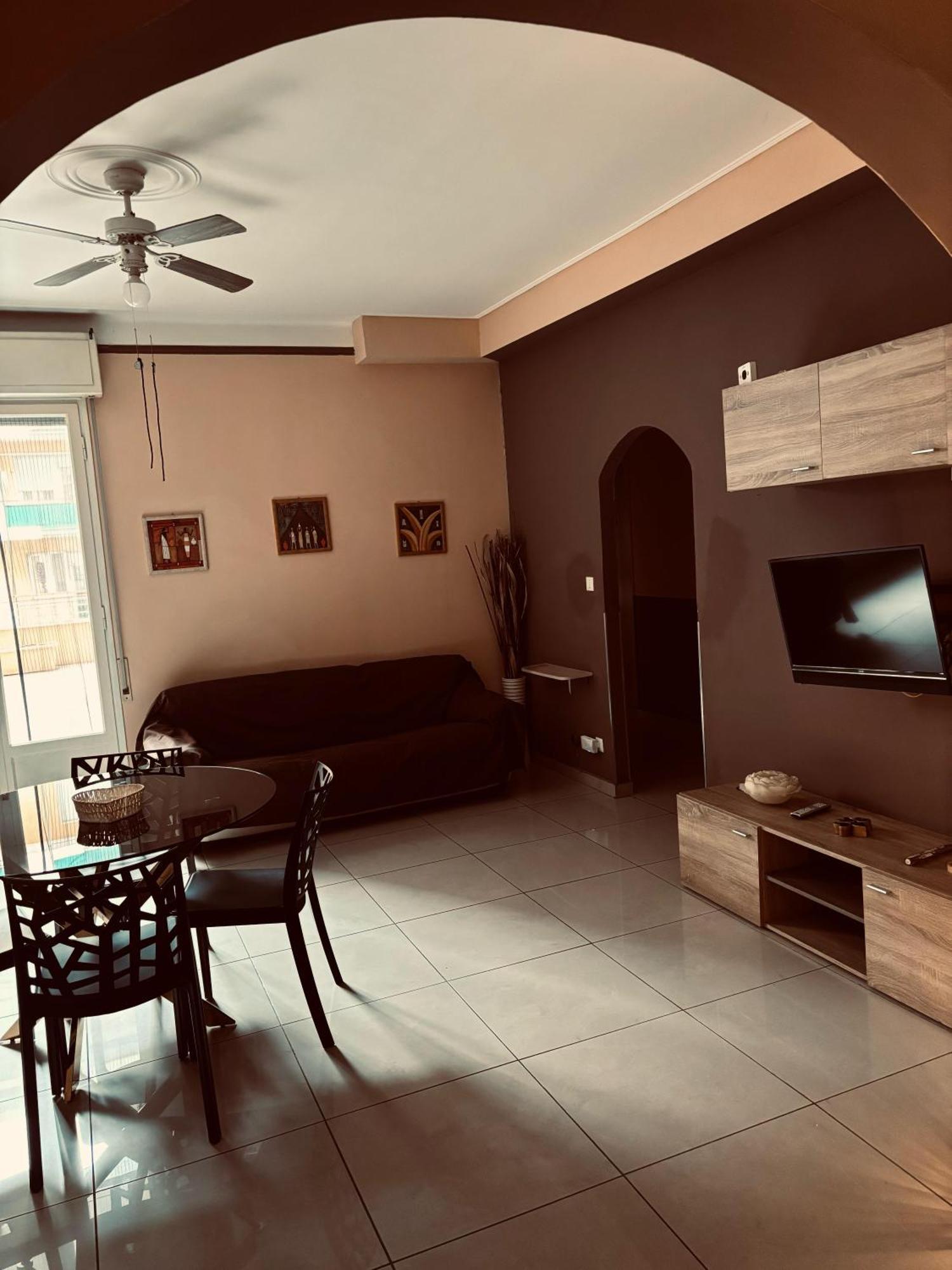 Brown Apartment Санремо Экстерьер фото